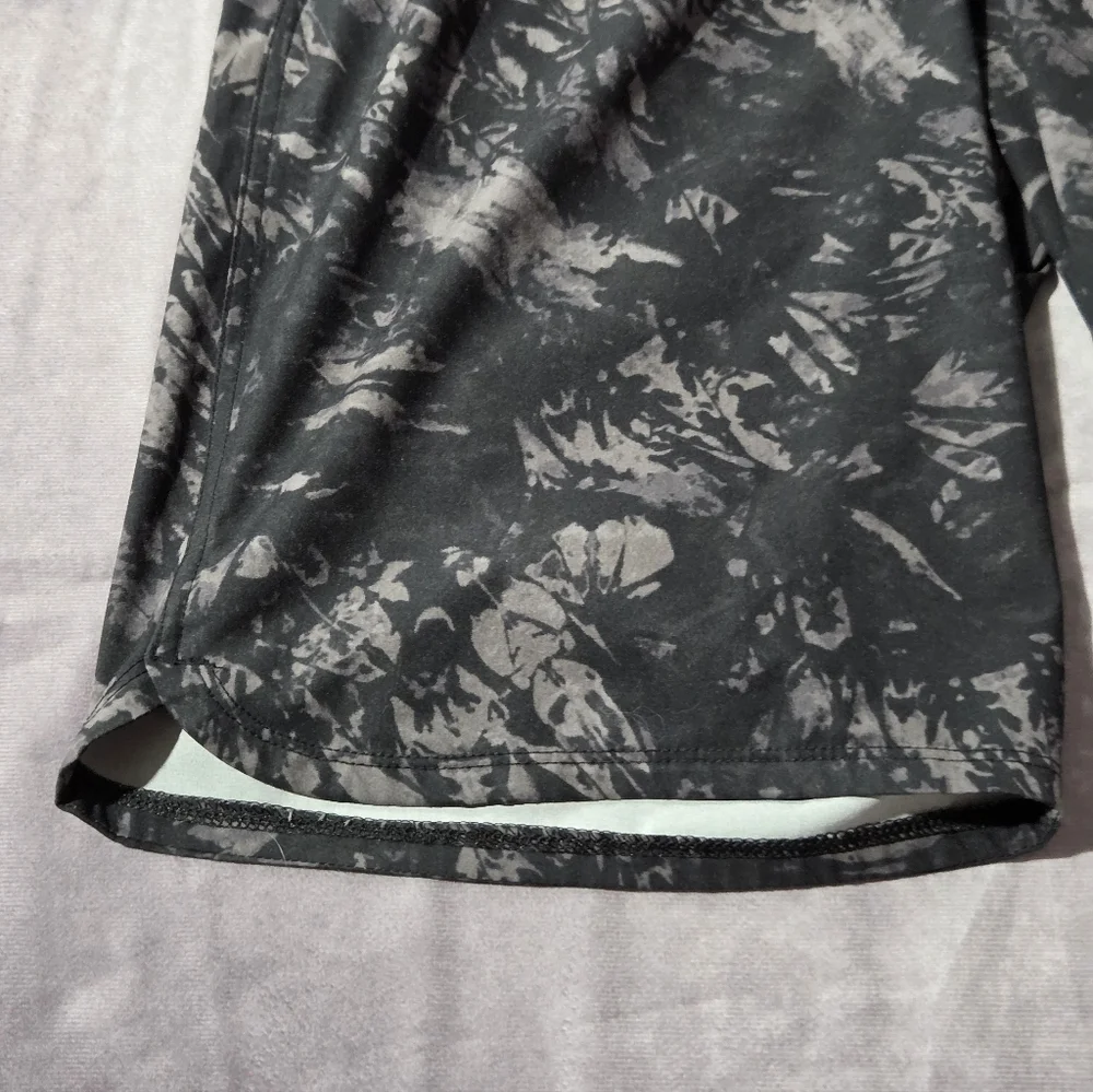 Youth All In Motion Black Athletic Training Shorts Pockets XL 14-16 EUC